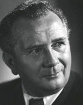 Arno Paulsen as 