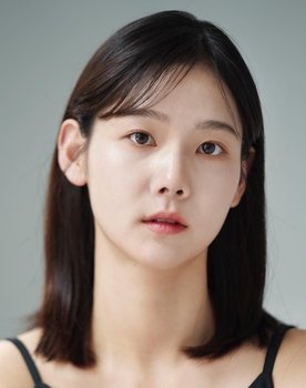 Lee Ye-sol as Min Ga-yeong