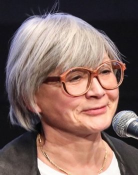 Rosalinde Deville as 