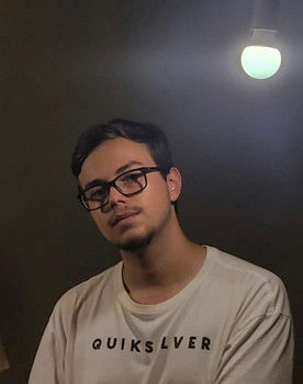 Ben Lima as Vigía (voice)