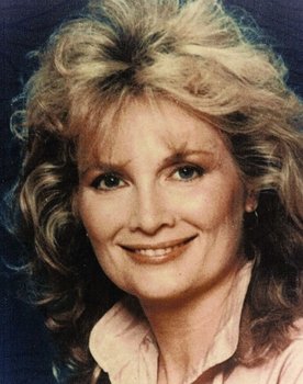 Beth Brickell as Carla Ross