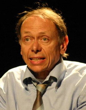 Gianni Quillico as Gonzalo