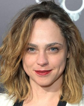 Fiona Dourif Photo