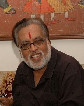 Jag Mundhra as Vivek Agnihotri
