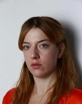 Chiara Davolio as Agnese