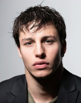 Ivano Chinali as Paolo Ferri