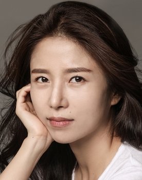 Yoo Ah-reum as Cha Do-hee