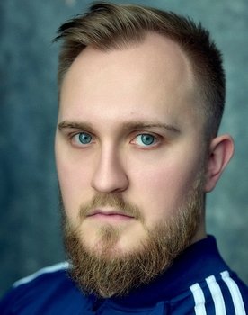 Adam Gower as Barnie