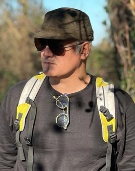 Behrouz Sebt Rasoul as Director