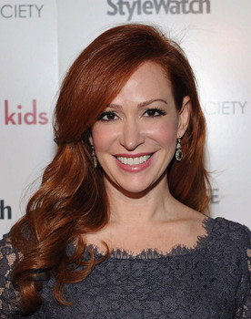 Rebecca Creskoff as Shannon