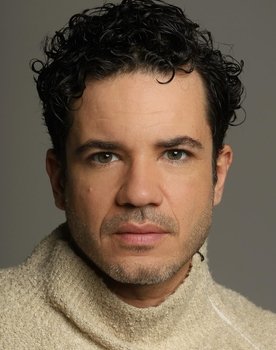 Thiago Mendonça as Bernardo da Conceição Júnior (Bernardinho)