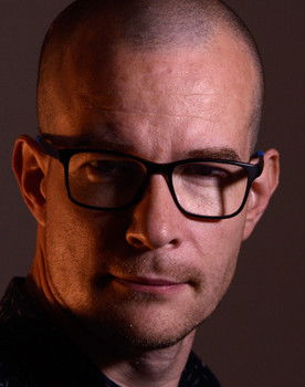 Demeter Lóránt as The Stranger