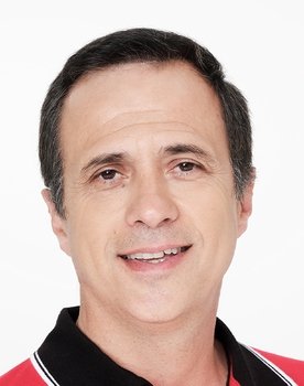 Spyros Poulis as 