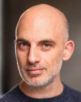 Chris Dingli as Martin