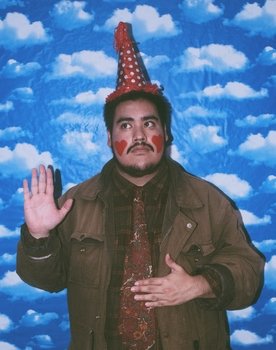 Tonatiuh Ley as Tona Ley