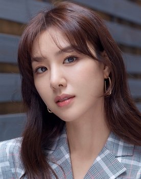 Seo Ji-hye as Cha Joo Ha