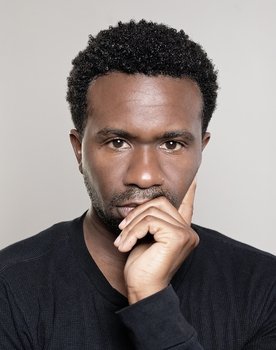 Dhane Ross as YouTuber