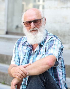 Luc De Rick as Stafke