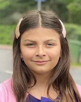 Zuzana Decastelo as