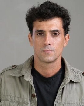 Roberto Rodrigues as Self