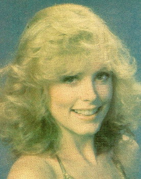 April Clough as Honey Potts