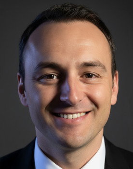 Çağlar Tüfekçi as 