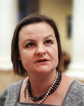 Olga Lapshina as Voronina
