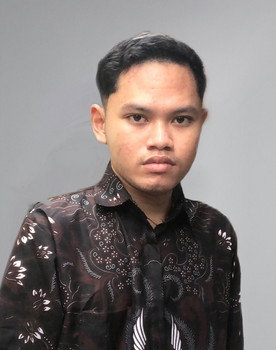 Sandy Prahadja as Sandy