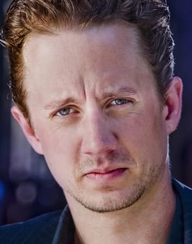 Chad Lindberg as Joe