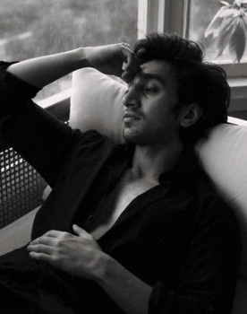 Hamza Sohail as Farjaad Khan