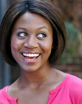 Jefandi Cato as Gina