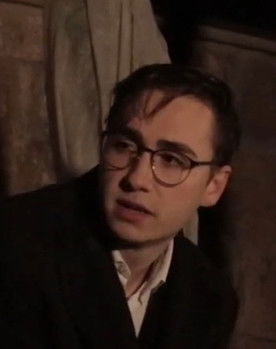 Óscar Miguel as Pedro Erquicia