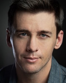 Stephen Shane Martin as Dave Hopper