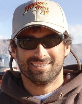 Peter Epstein as Dirty Cop