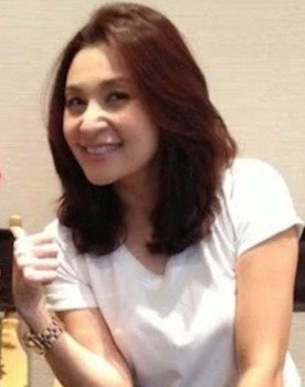 Wachira Permsuriya as Som