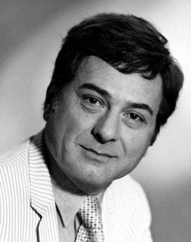 Archil Gomiashvili as Ostap Bender