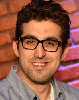 Doğu Demirkol as Erhan