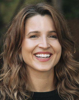 Sarah Bonsignore as Self