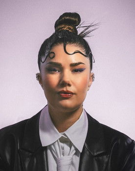 Daysy as Self : Guest