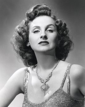 Constance Moore as Belle Malone