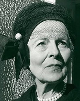 Nora Swinburne as Virgie Green