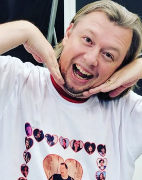 Brian Hagemann as Figuranate #1