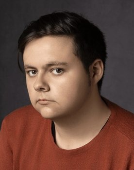 Lucas Rainger as Victor