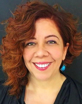 Valéria Marchi as Renata