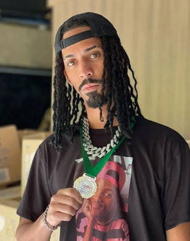 Young Mascka as Dinucci