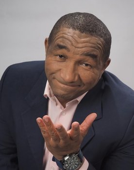 Manolo Ozuna as Sospechoso