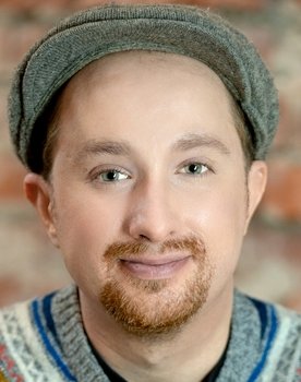 Casey Metcalfe as Marlon