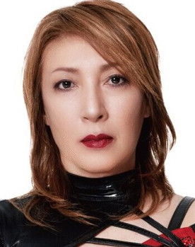 Mayumi Ozaki as Cheesy Lane