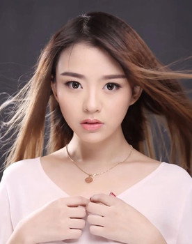 Wang Yi Lin as assistant Xiao Jiu