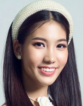 Nichapat Sukkasam as Praw